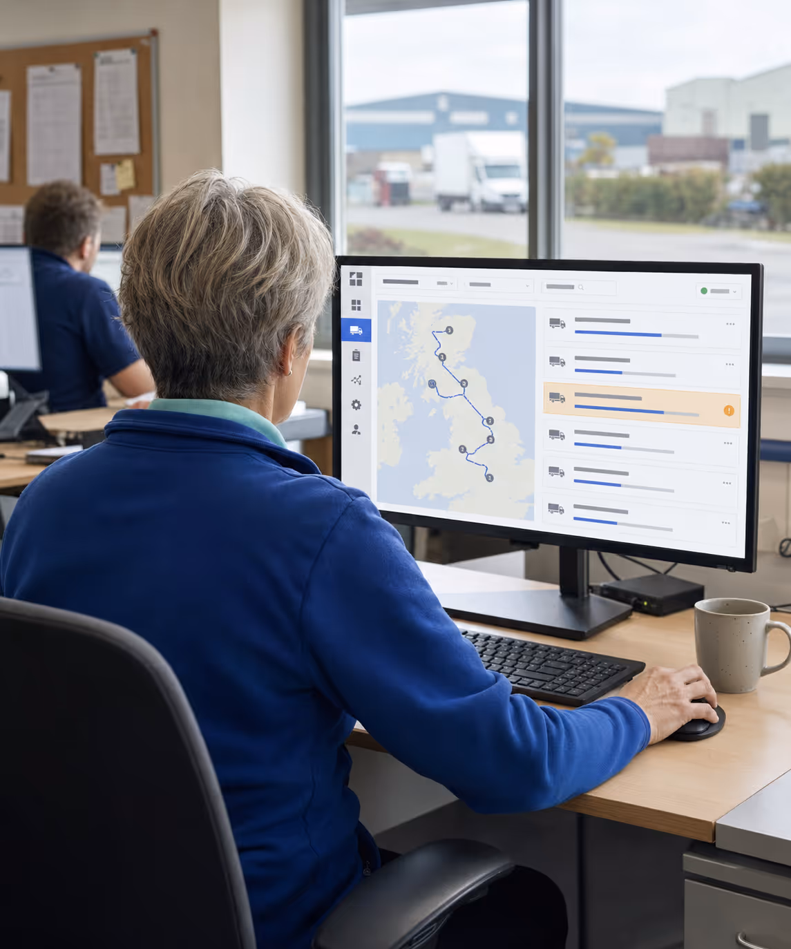 Back-office team running RouteMagic across order management, route planning and live delivery tracking.